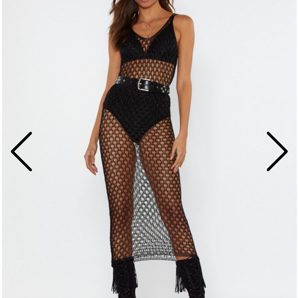 HOST PICK 💕 Nasty gal metallic net maxi dress